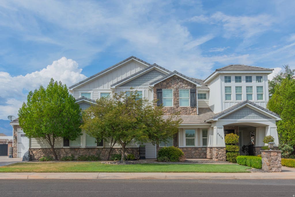 Photo of 4070 W GRITTON ST, Hurricane, UT 84737 (MLS # 2173600)