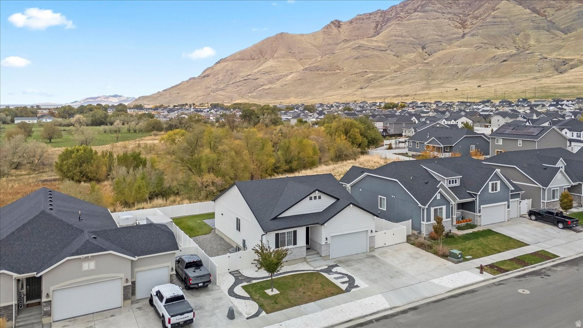 PASTURES AT SADDLEBACK - Residential