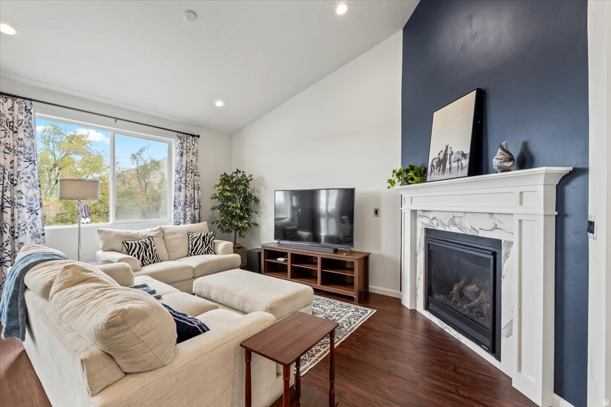 PASTURES AT SADDLEBACK - Residential