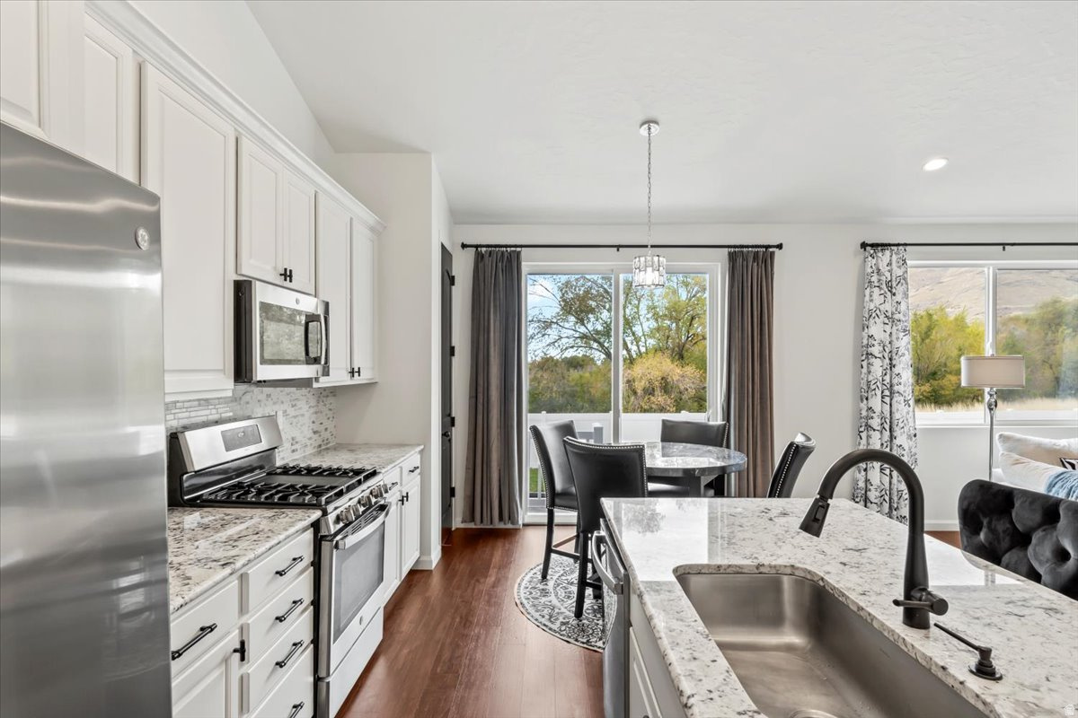 PASTURES AT SADDLEBACK - Residential