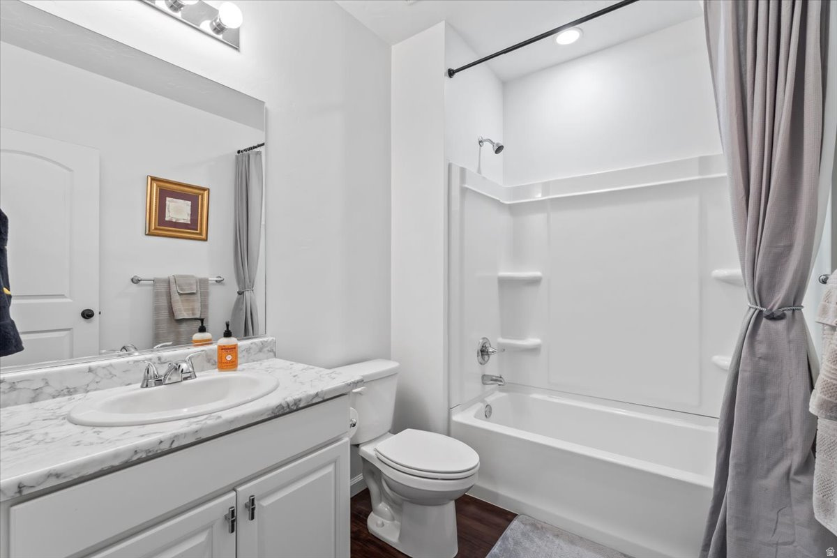 PASTURES AT SADDLEBACK - Residential