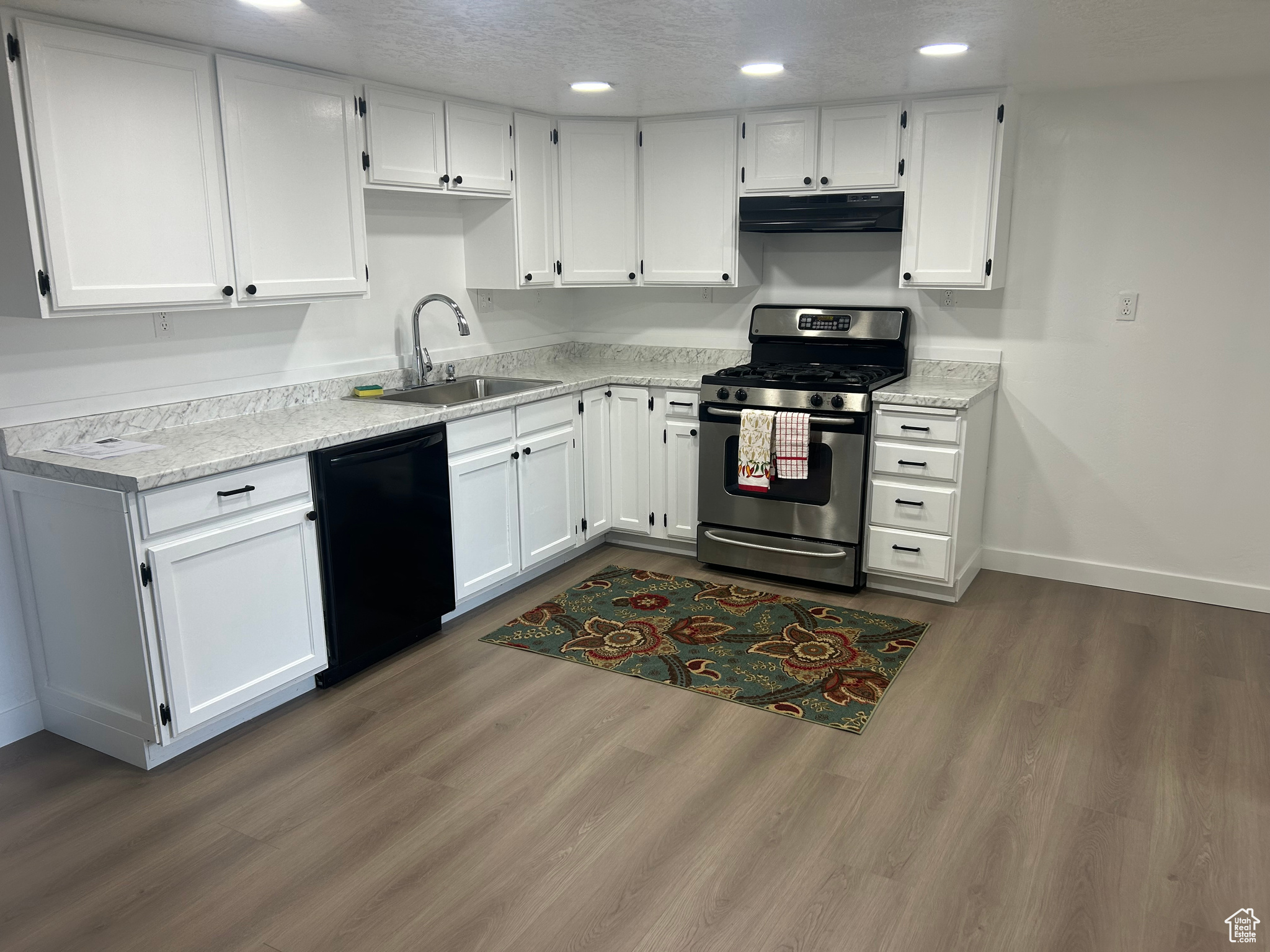 FOXGLEN - Residential Income
