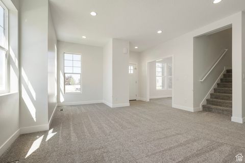 Tiny photo for 443 E 450 N, Payson, UT 84651 (MLS # 2115142)