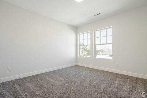 Tiny photo for 443 E 450 N, Payson, UT 84651 (MLS # 2115142)