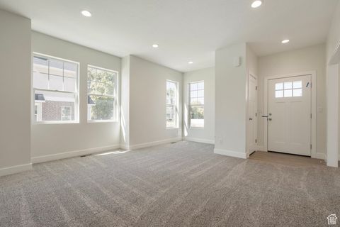 Tiny photo for 443 E 450 N, Payson, UT 84651 (MLS # 2115142)
