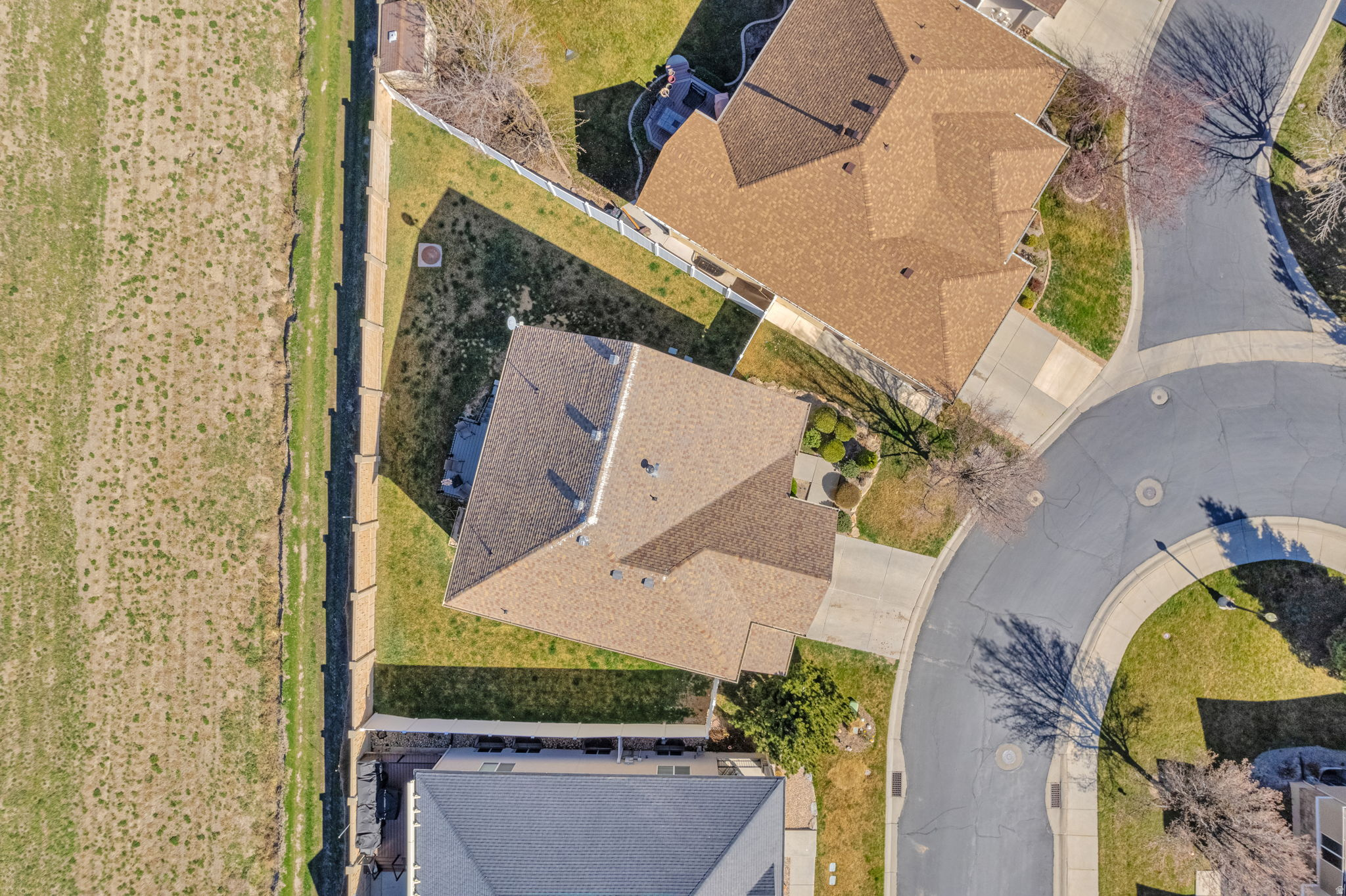 ARBORS PHASE 2 CONDOMINIUM - Residential