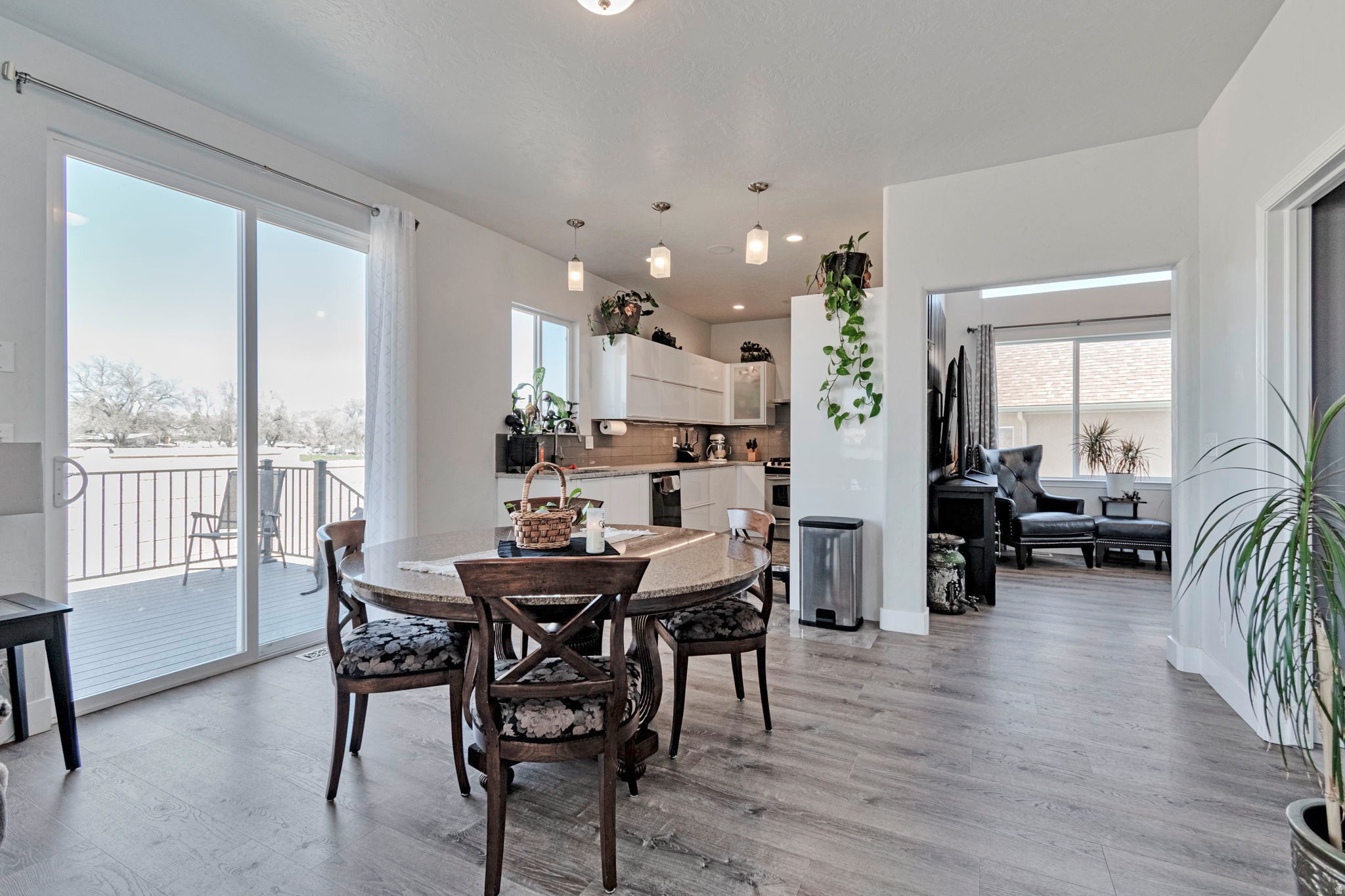 ARBORS PHASE 2 CONDOMINIUM - Residential