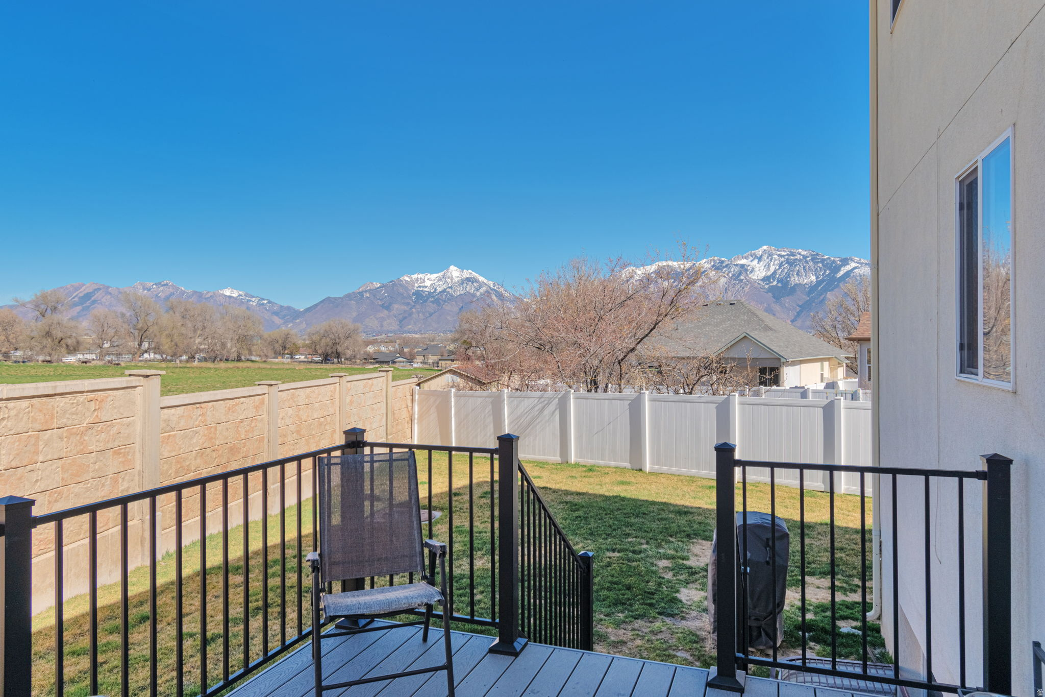 ARBORS PHASE 2 CONDOMINIUM - Residential