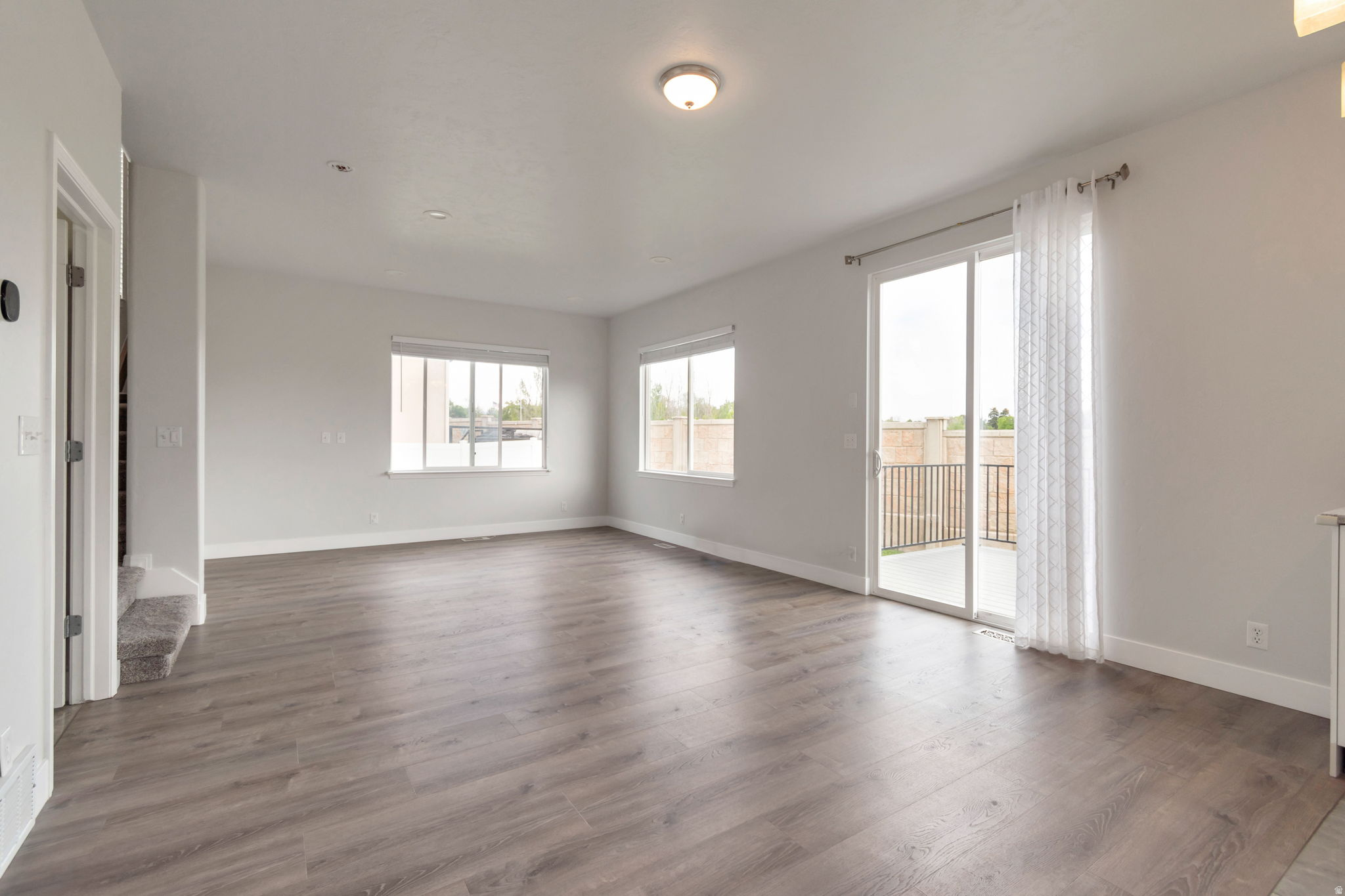 ARBORS PHASE 2 CONDOMINIUM - Residential