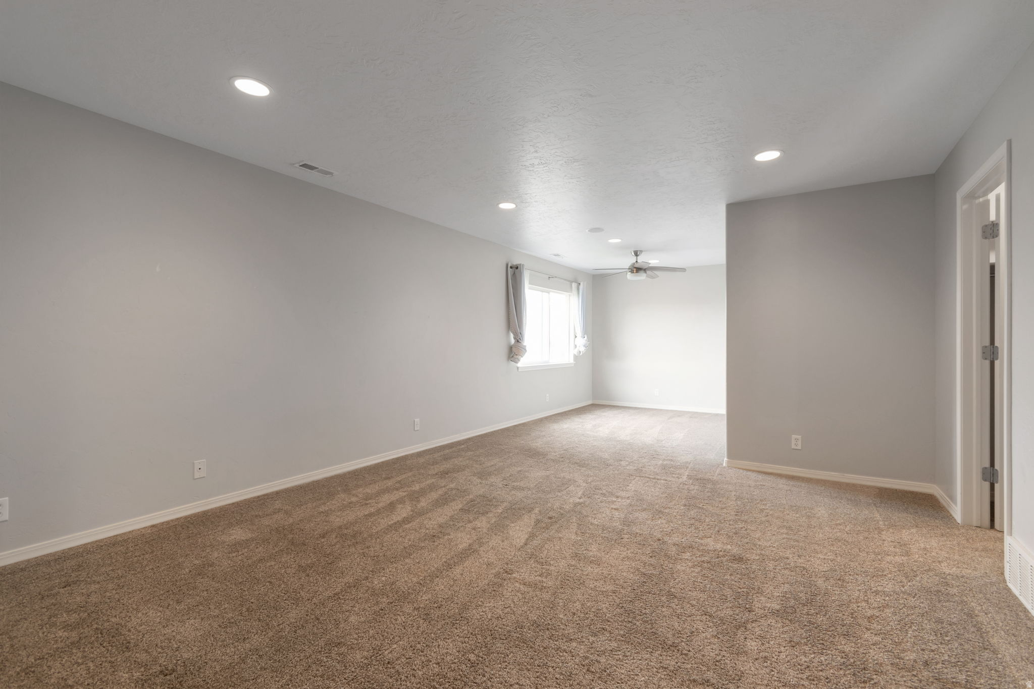 ARBORS PHASE 2 CONDOMINIUM - Residential