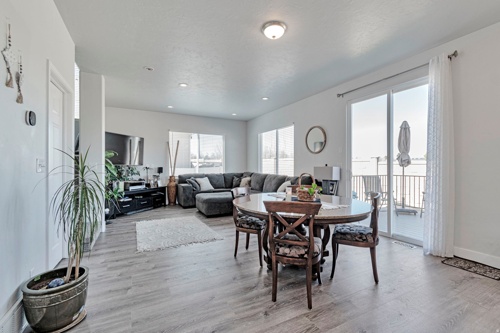 ARBORS PHASE 2 CONDOMINIUM - Residential