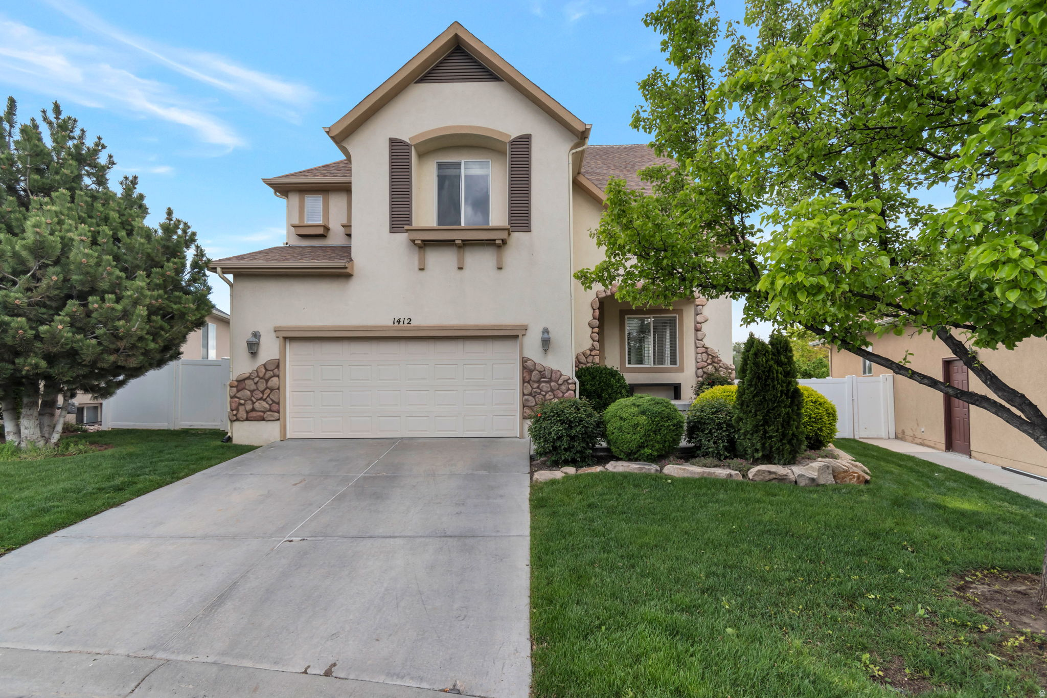 ARBORS PHASE 2 CONDOMINIUM - Residential