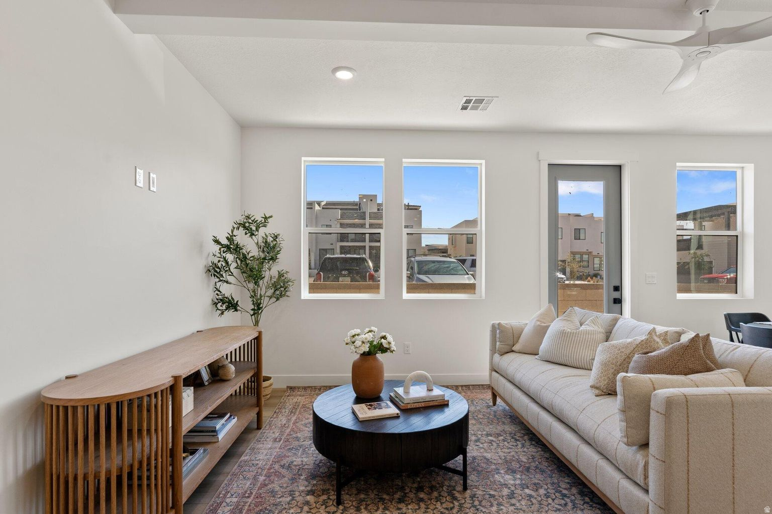 DESERT COLOR RESORT CONDOMINIUMS 2D - Residential