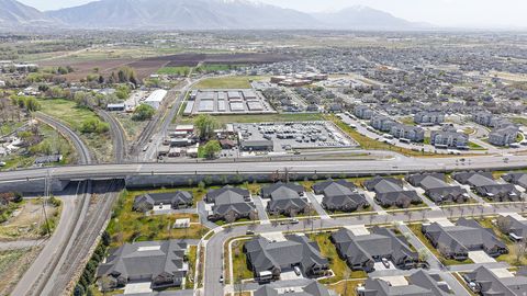 Tiny photo for 458 W 350 S #D S, Springville, UT 84663 (MLS # 2147992)