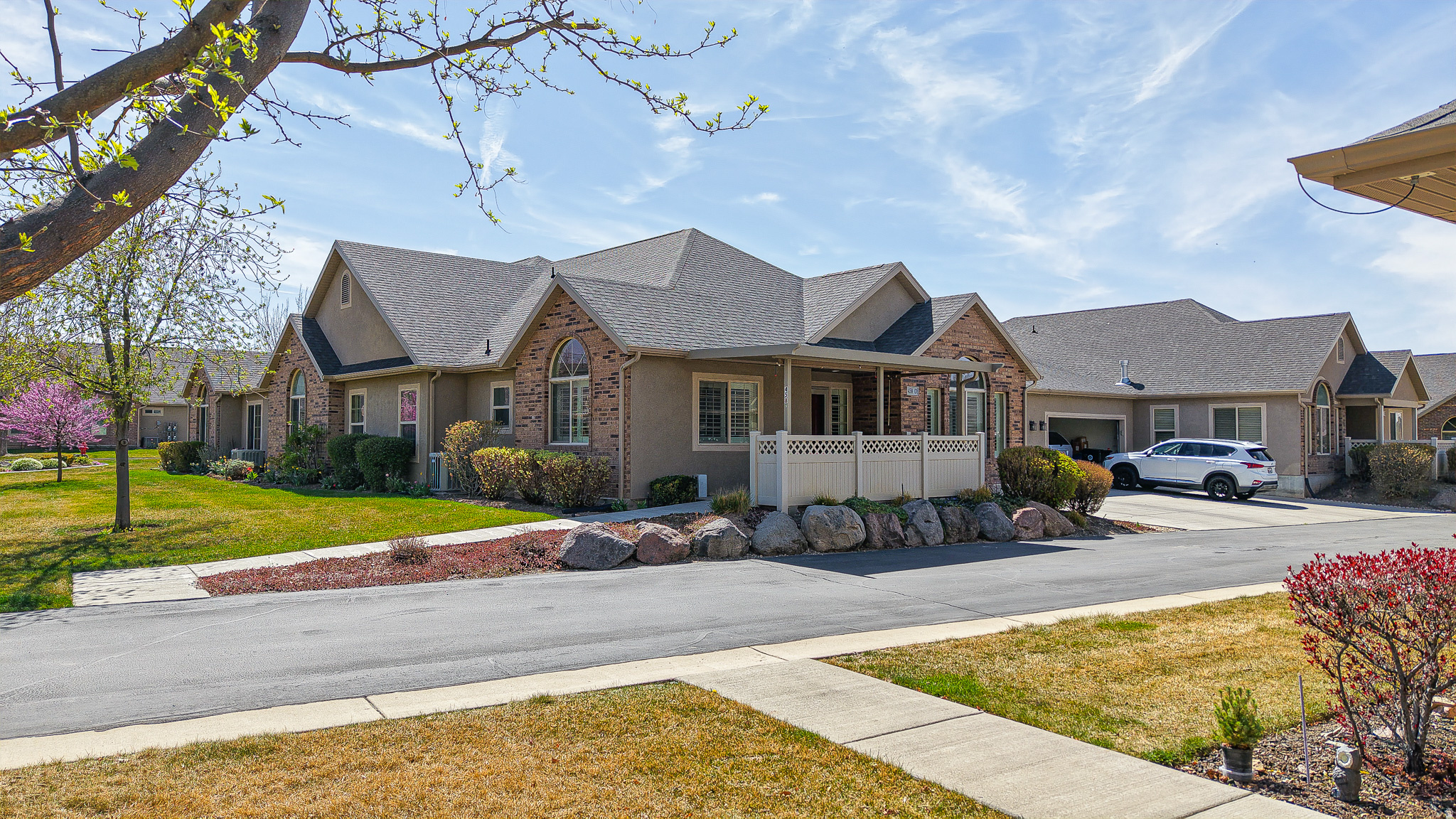 SPRINGBROOK VILLAS - Residential