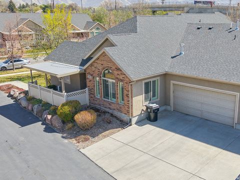 Tiny photo for 458 W 350 S #D S, Springville, UT 84663 (MLS # 2147992)