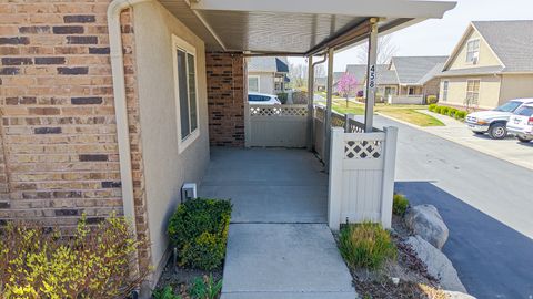 Tiny photo for 458 W 350 S #D S, Springville, UT 84663 (MLS # 2147992)