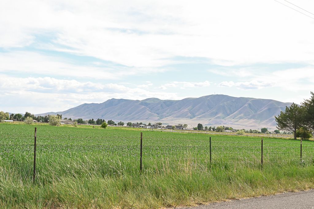 Photo of 3445 W 5200 S, Benjamin, UT 84660 (MLS # 2130060)