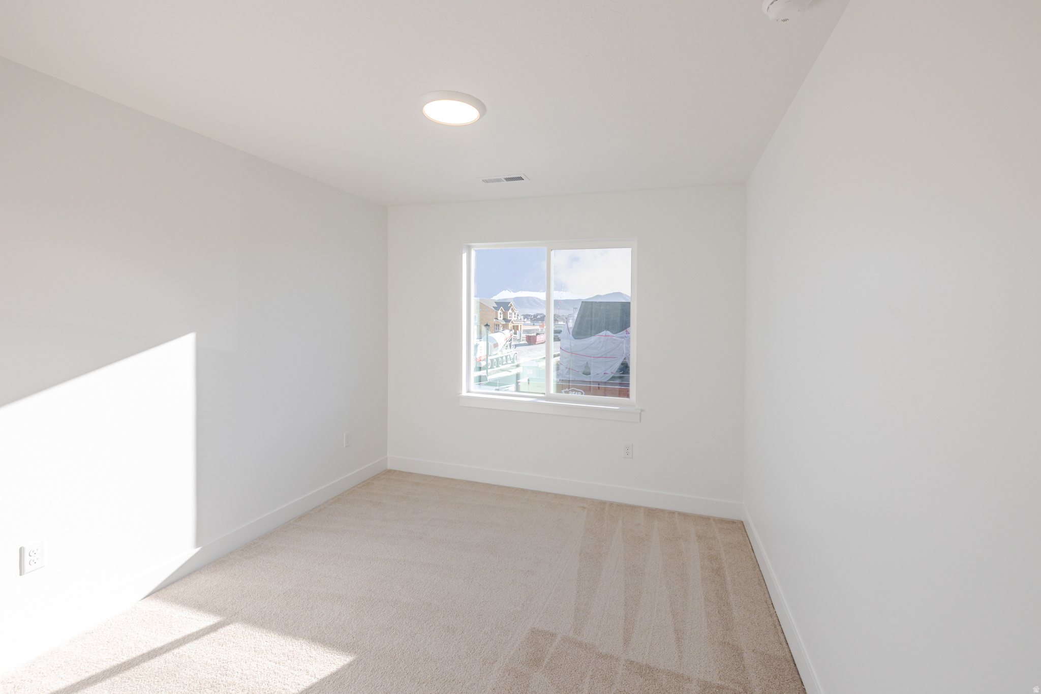 ROSE RANCH - Residential