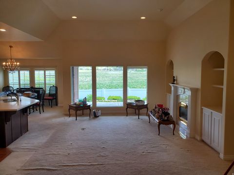 Tiny photo for 5586 S 250 E, Washington Terrace, UT 84405 (MLS # 2151572)
