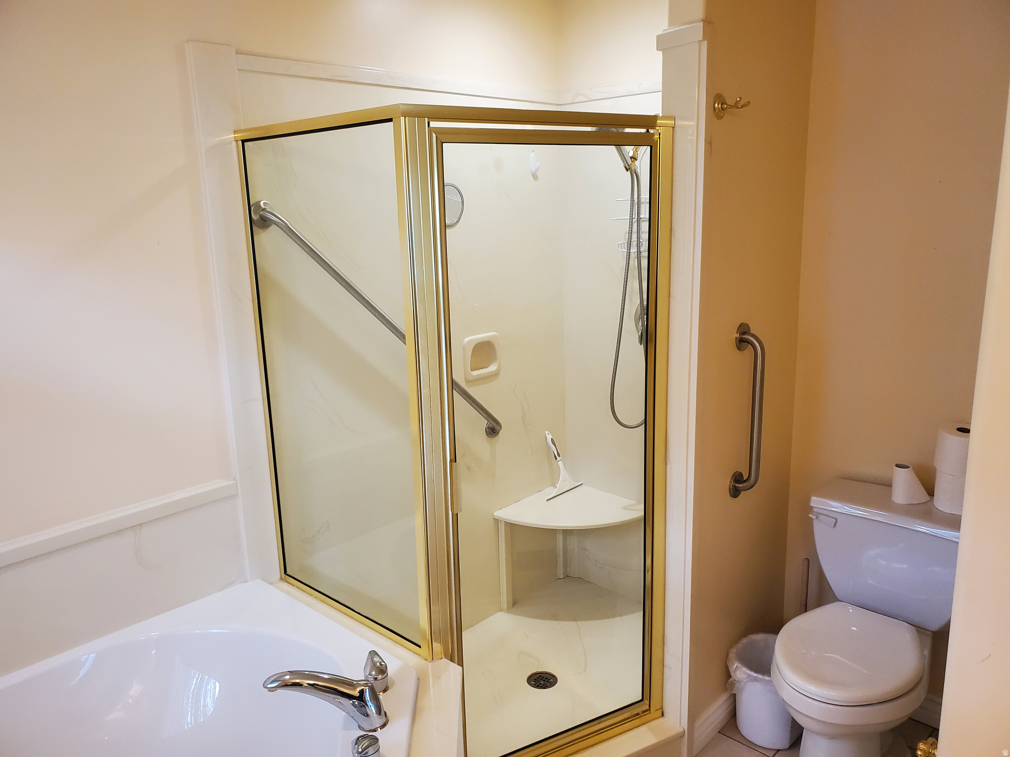 THE COTTAGES AT PLEASANT VALLEY - Residential