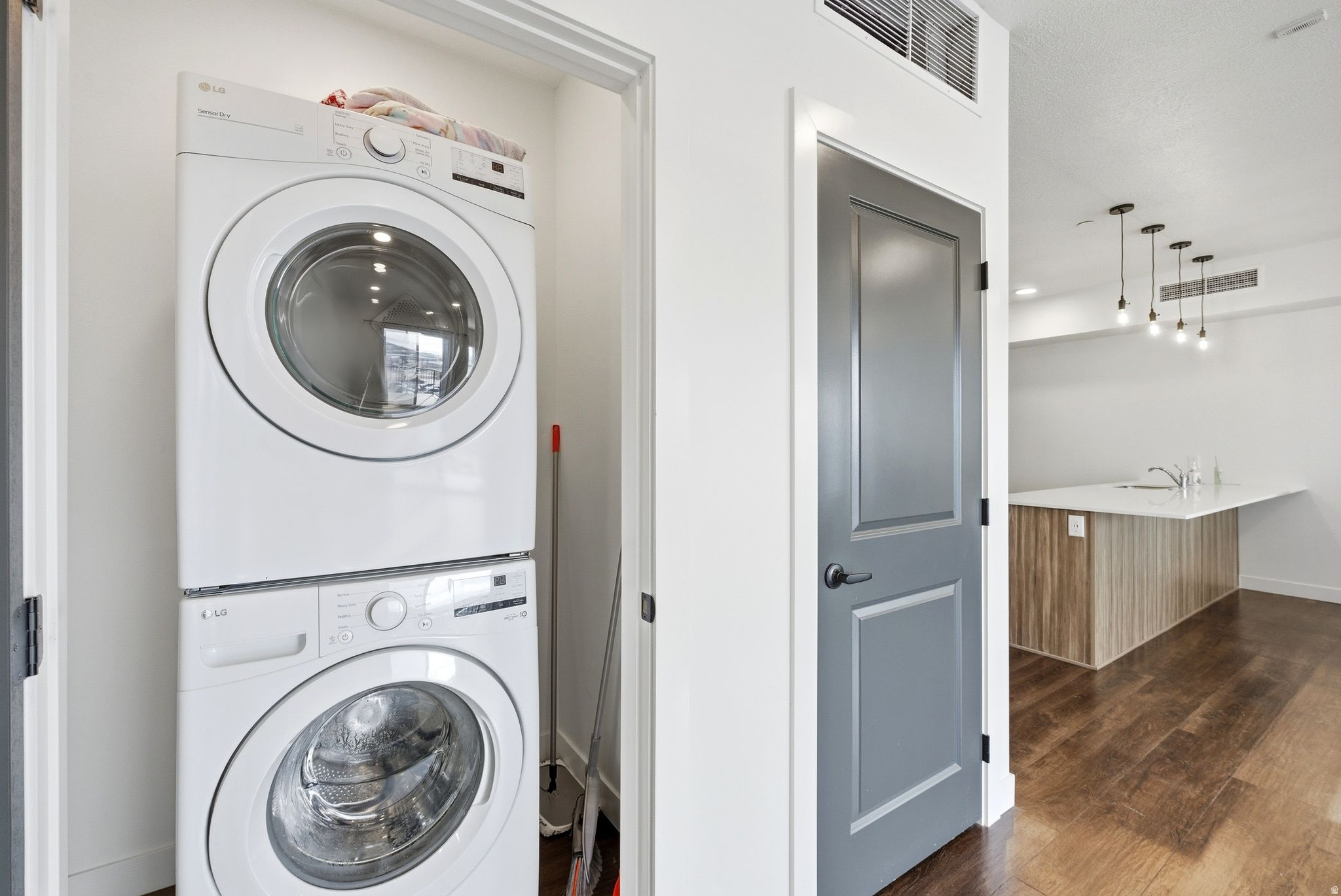 SILVER CREEK VILLAGE - Residential