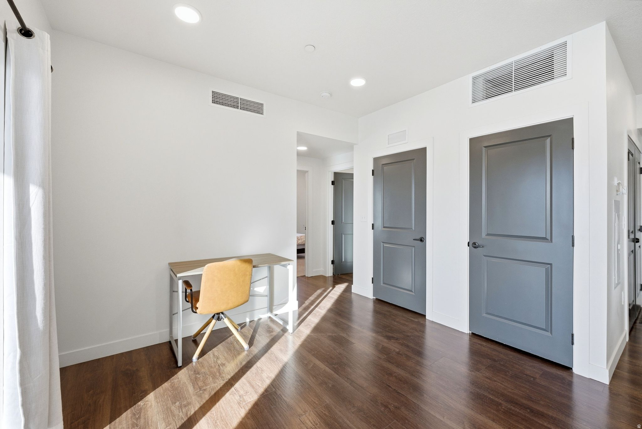 SILVER CREEK VILLAGE - Residential