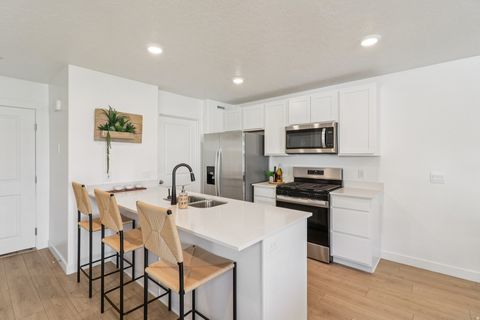 Tiny photo for 4369 N BUCKSTONE WAY #1390, Lehi, UT 84048 (MLS # 2154190)
