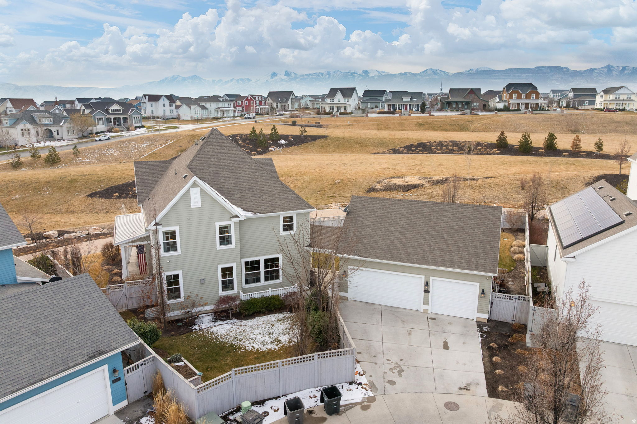 DAYBREAK NORTH SHORE - Residential