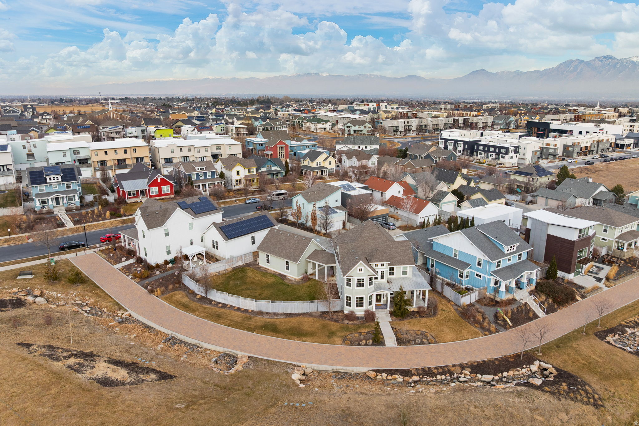 DAYBREAK NORTH SHORE - Residential