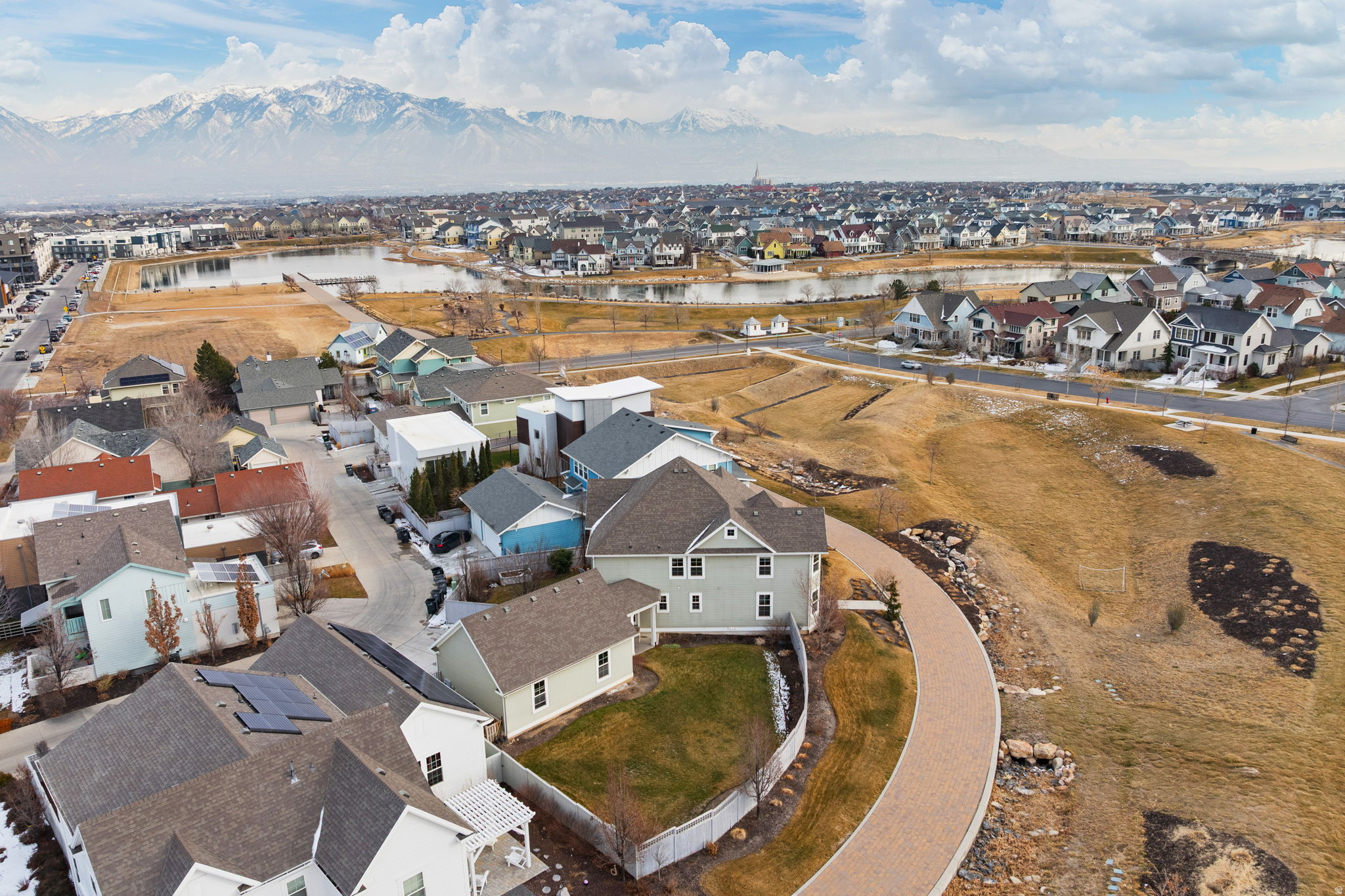 DAYBREAK NORTH SHORE - Residential