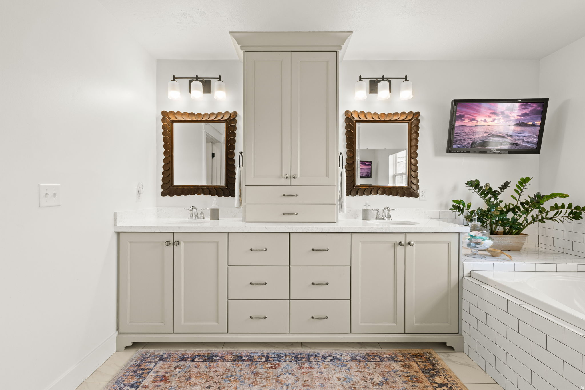 DAYBREAK NORTH SHORE - Residential