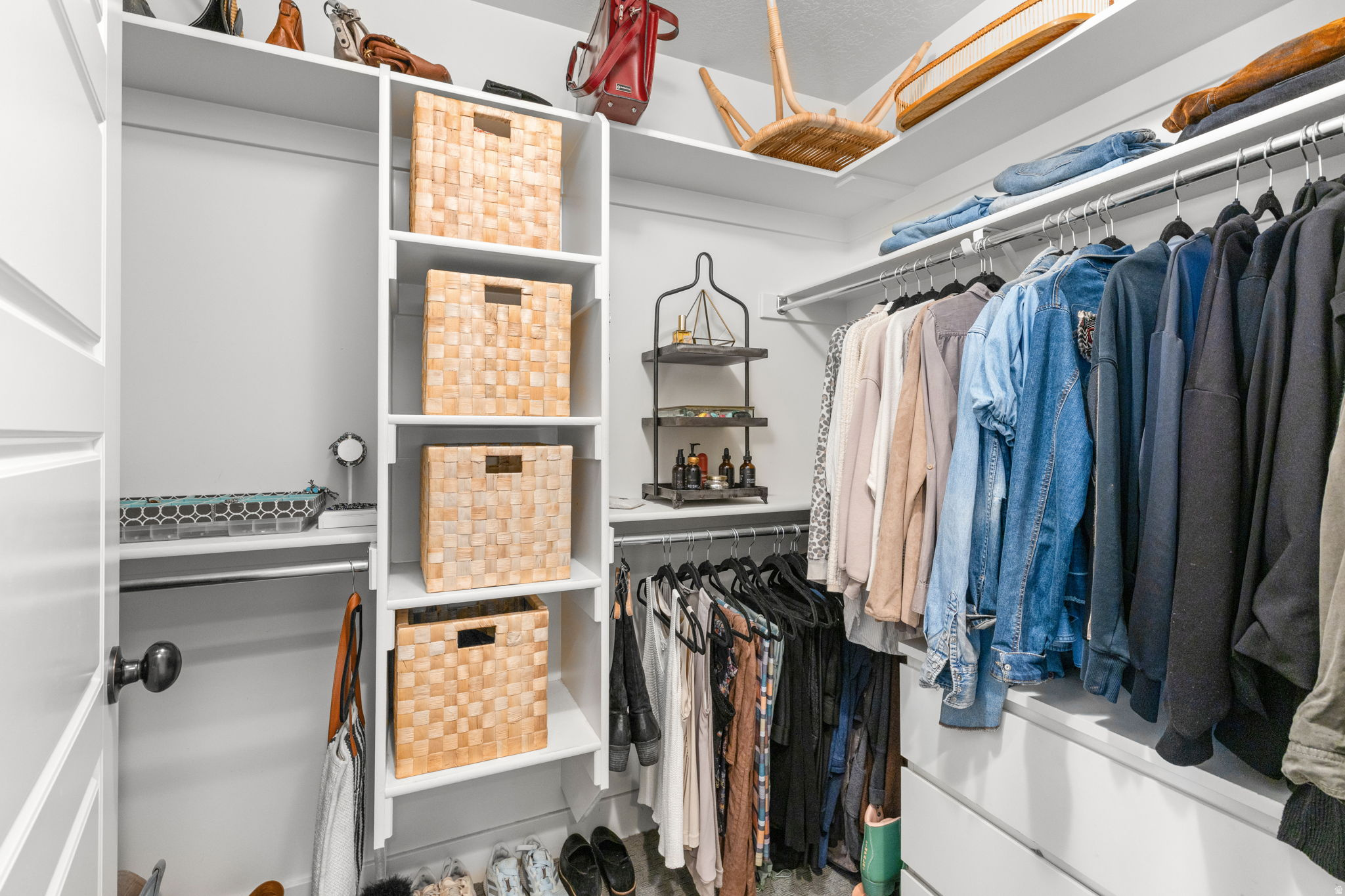 DAYBREAK NORTH SHORE - Residential