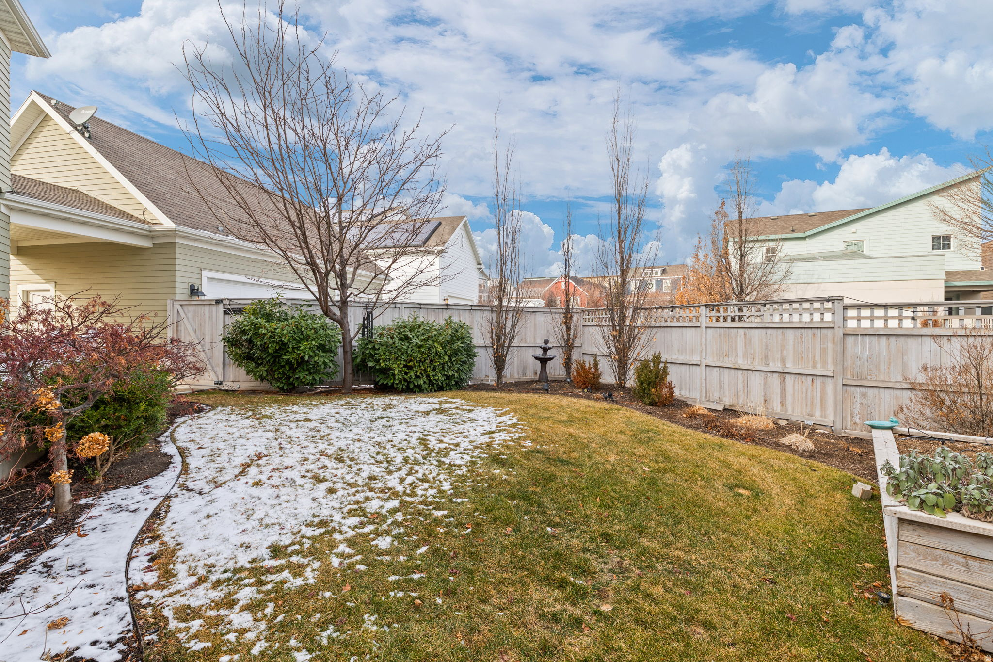 DAYBREAK NORTH SHORE - Residential