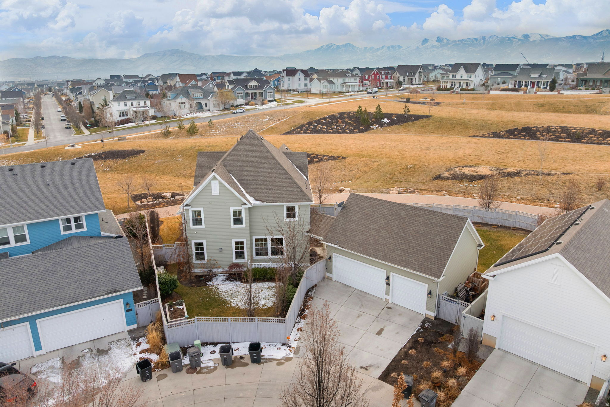 DAYBREAK NORTH SHORE - Residential