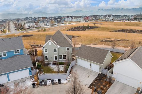 Tiny photo for 4851 W FISH HOOK RD, South Jordan, UT 84009 (MLS # 2133046)