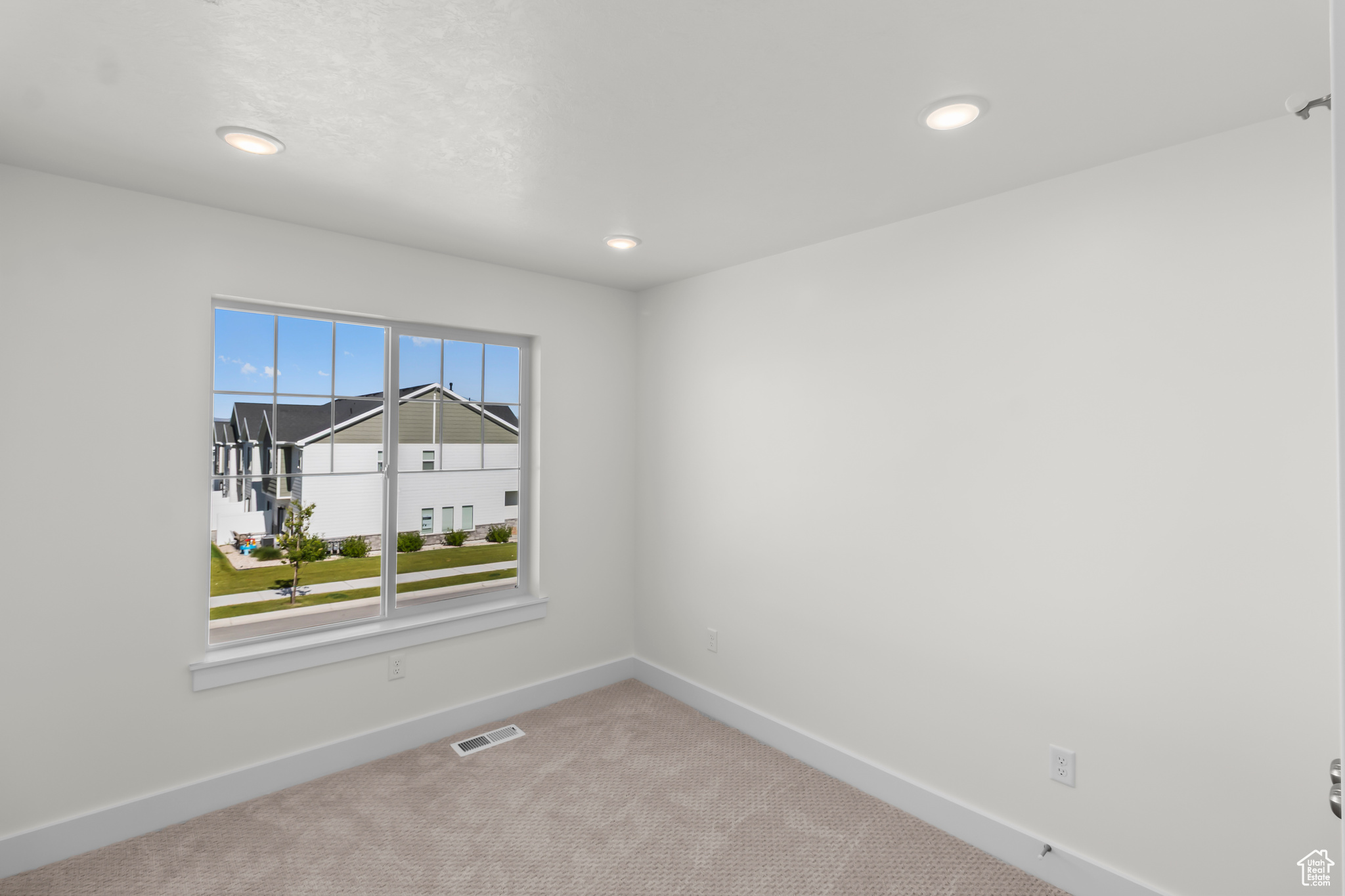THE VILLAGE AT FOX MEADOWS - Residential