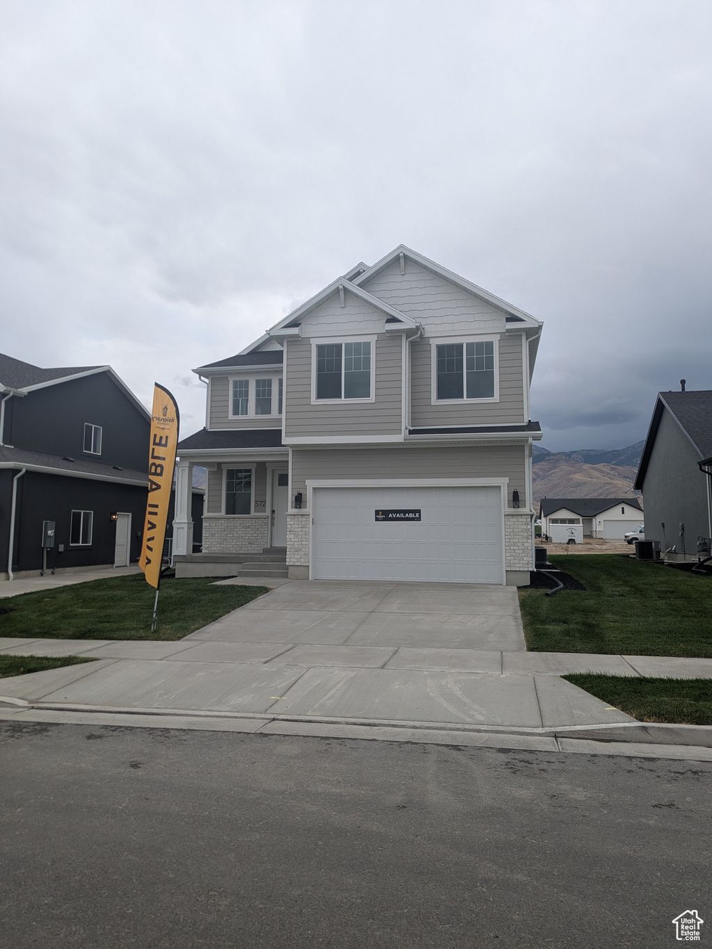 Photo of 572 N 600 W, Smithfield, UT 84335 (MLS # 2115437)