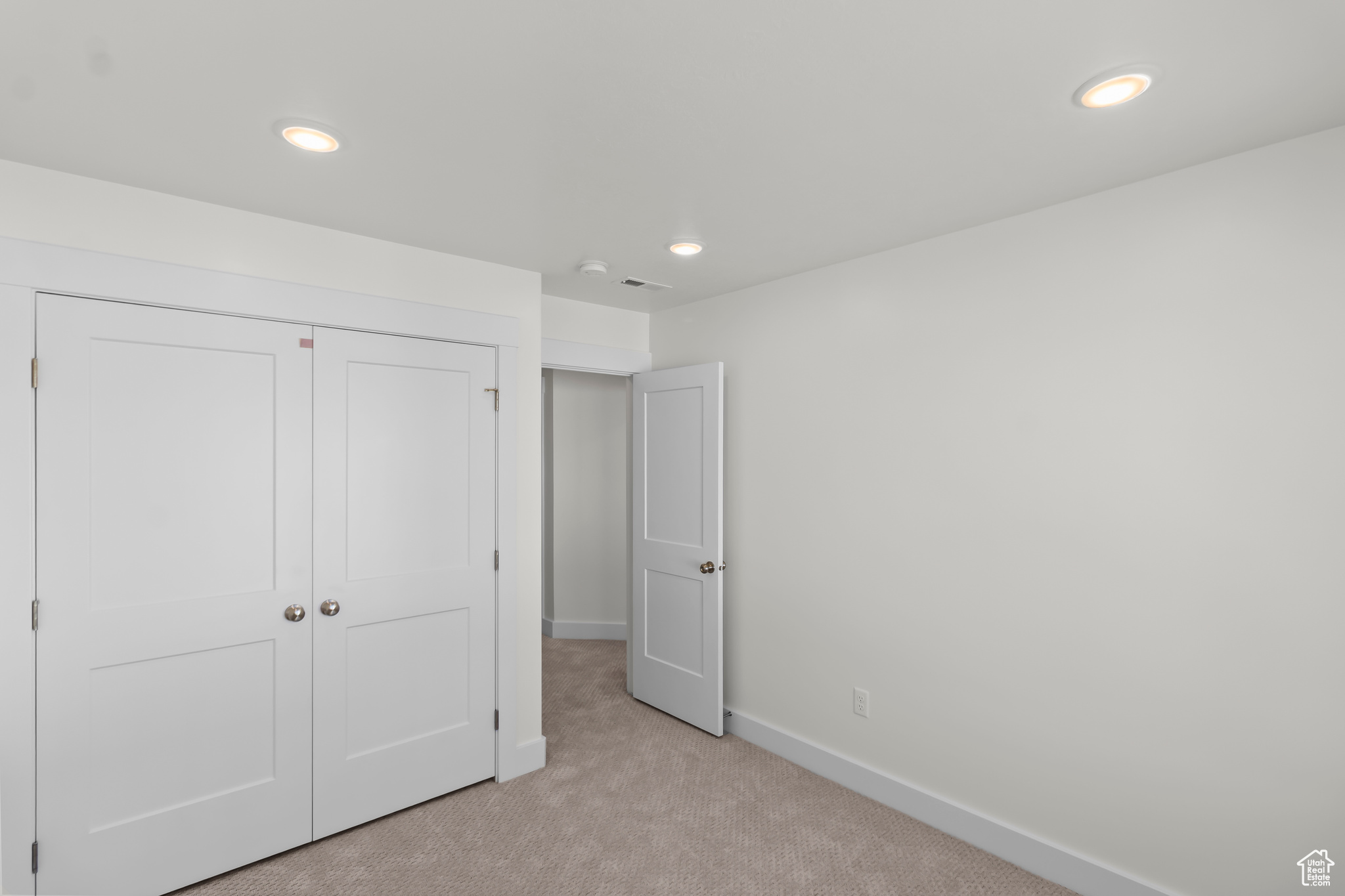 THE VILLAGE AT FOX MEADOWS - Residential