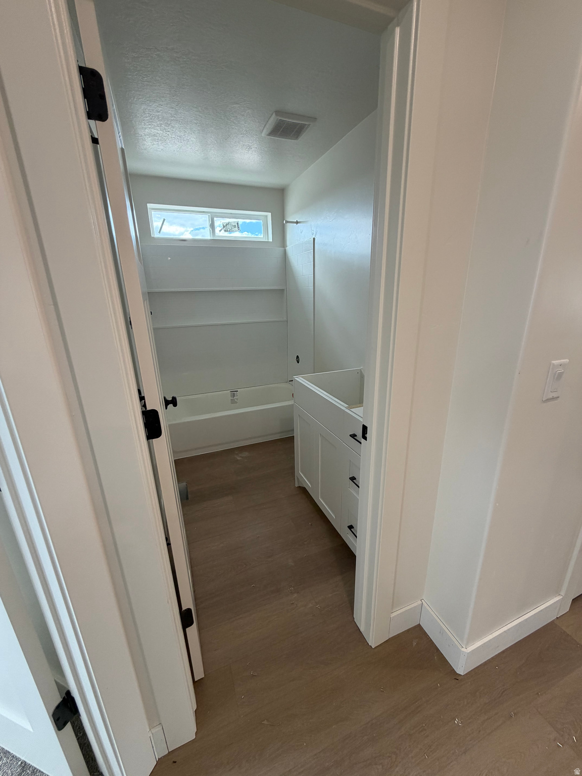 SPRING HOLLOW - Residential