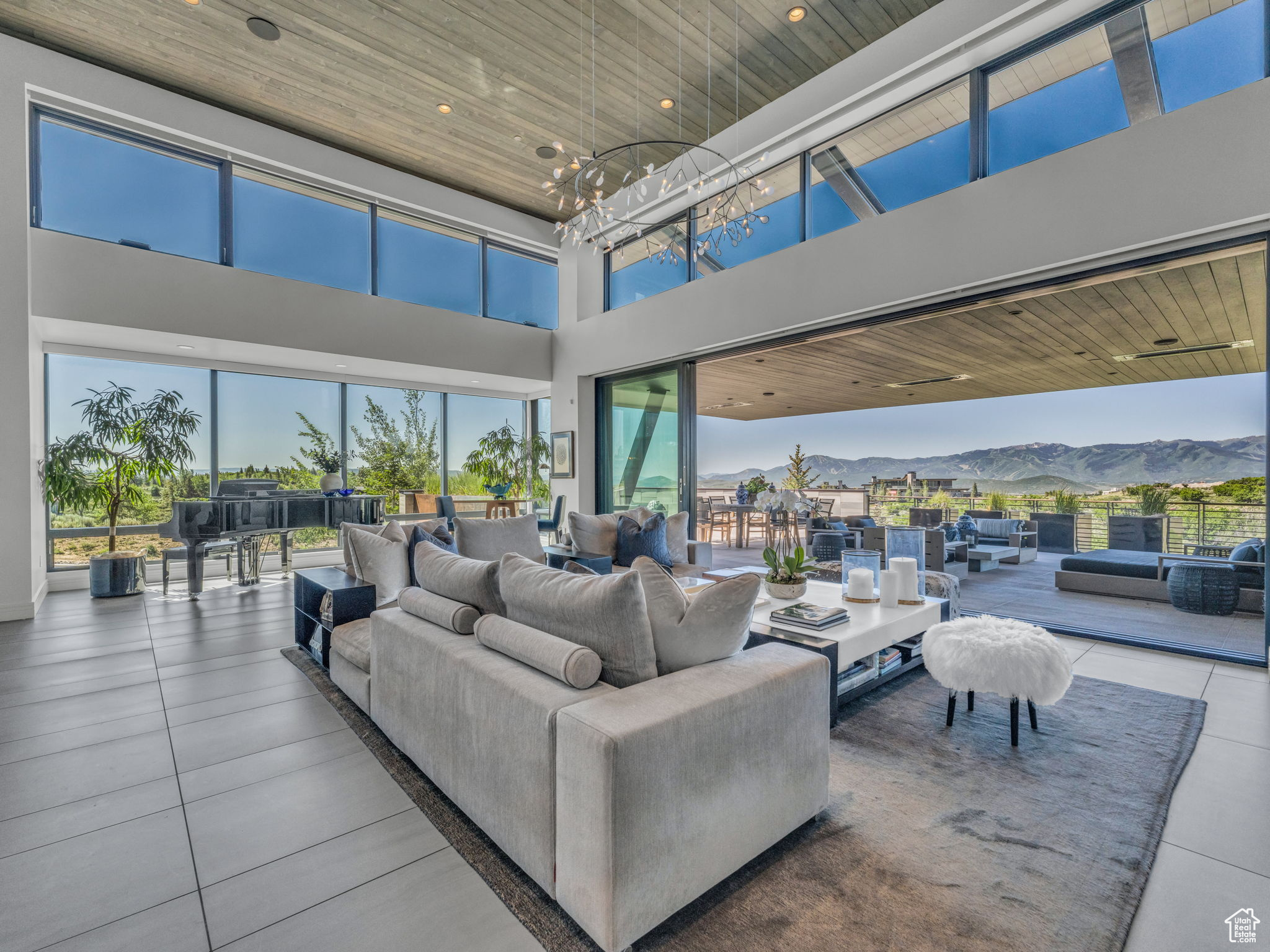 WAPITI CANYON PHASE I SUBDIVISION - Residential