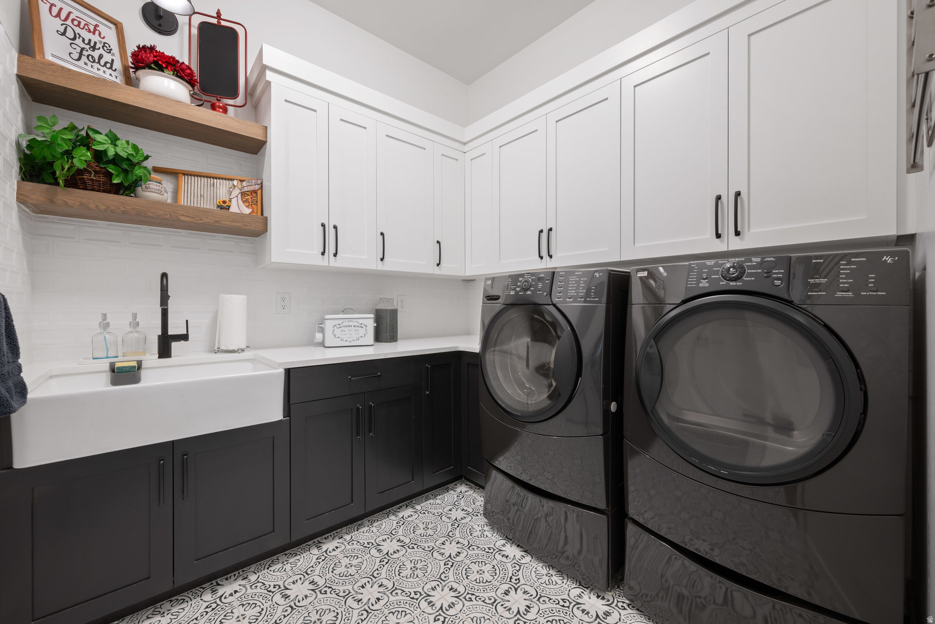 BRIDLE GATE ESTATES PH 4 - Residential