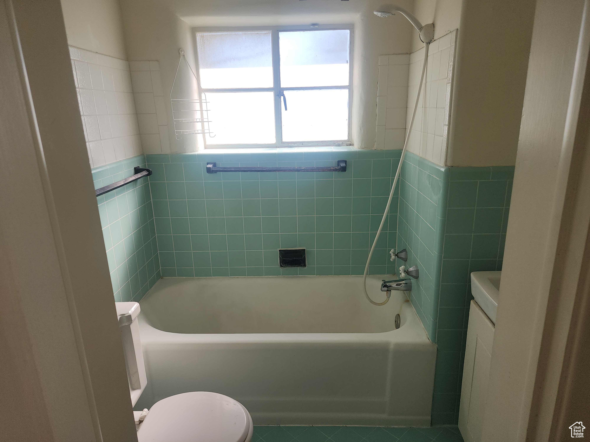 Salt Lake City, Utah 84102, United States, 6 Bedrooms Bedrooms, ,6 BathroomsBathrooms,Residential,Pending,38943