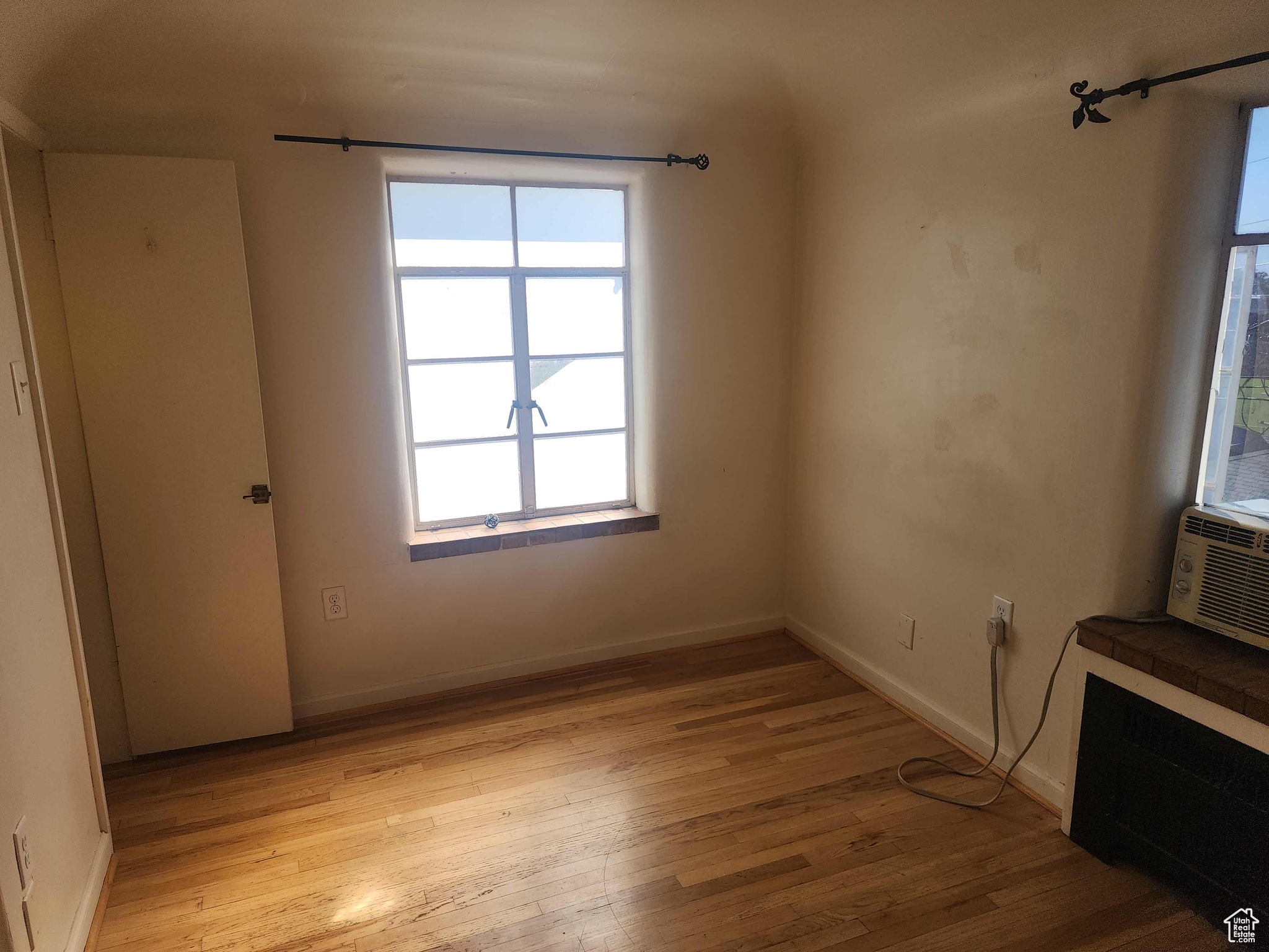 Salt Lake City, Utah 84102, United States, 6 Bedrooms Bedrooms, ,6 BathroomsBathrooms,Residential,Pending,38943