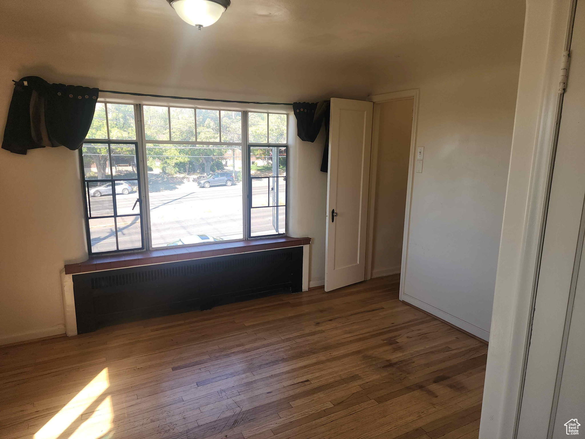 Salt Lake City, Utah 84102, United States, 6 Bedrooms Bedrooms, ,6 BathroomsBathrooms,Residential,Pending,38943