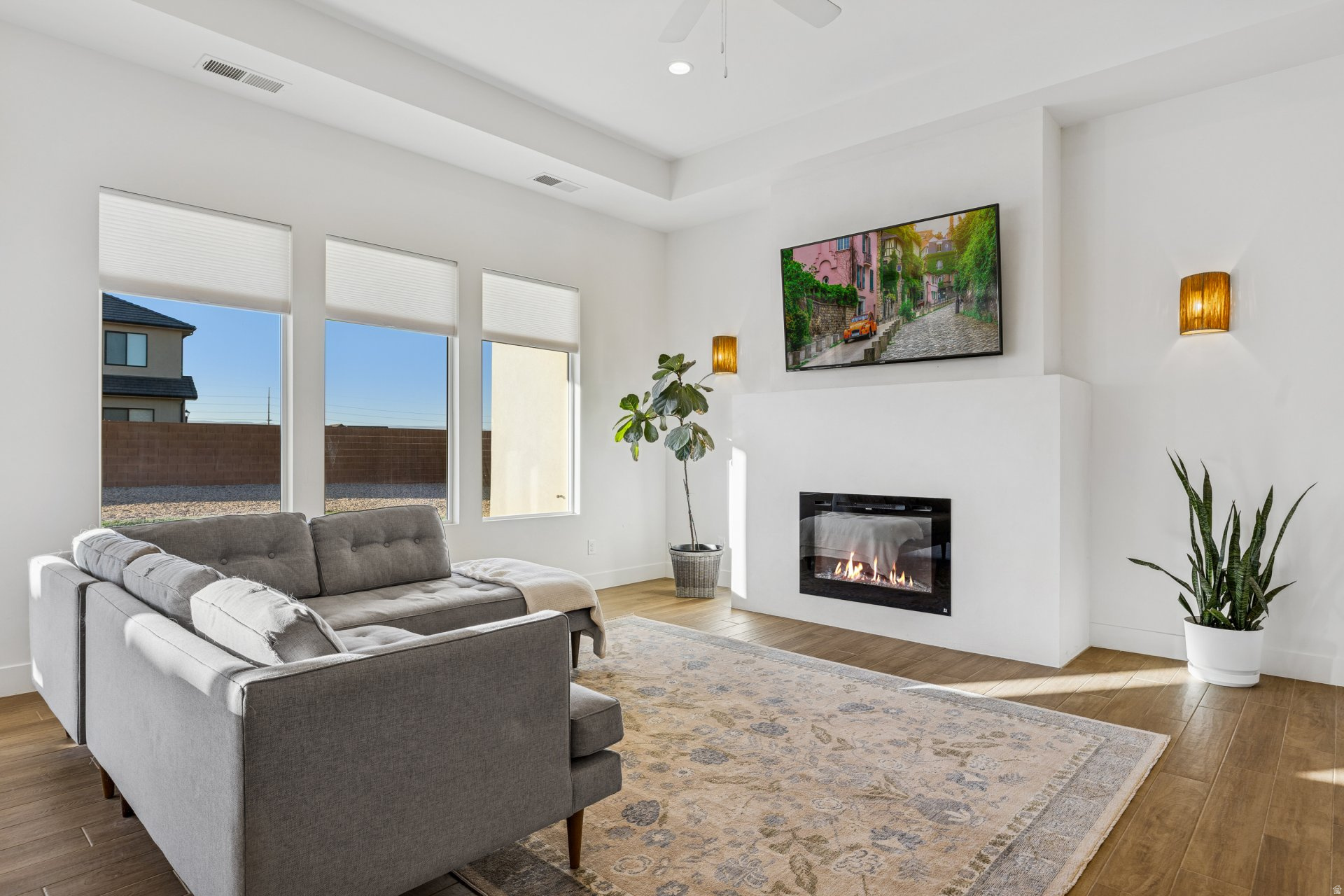 ROADRUNNER RIDGE 5 - Residential