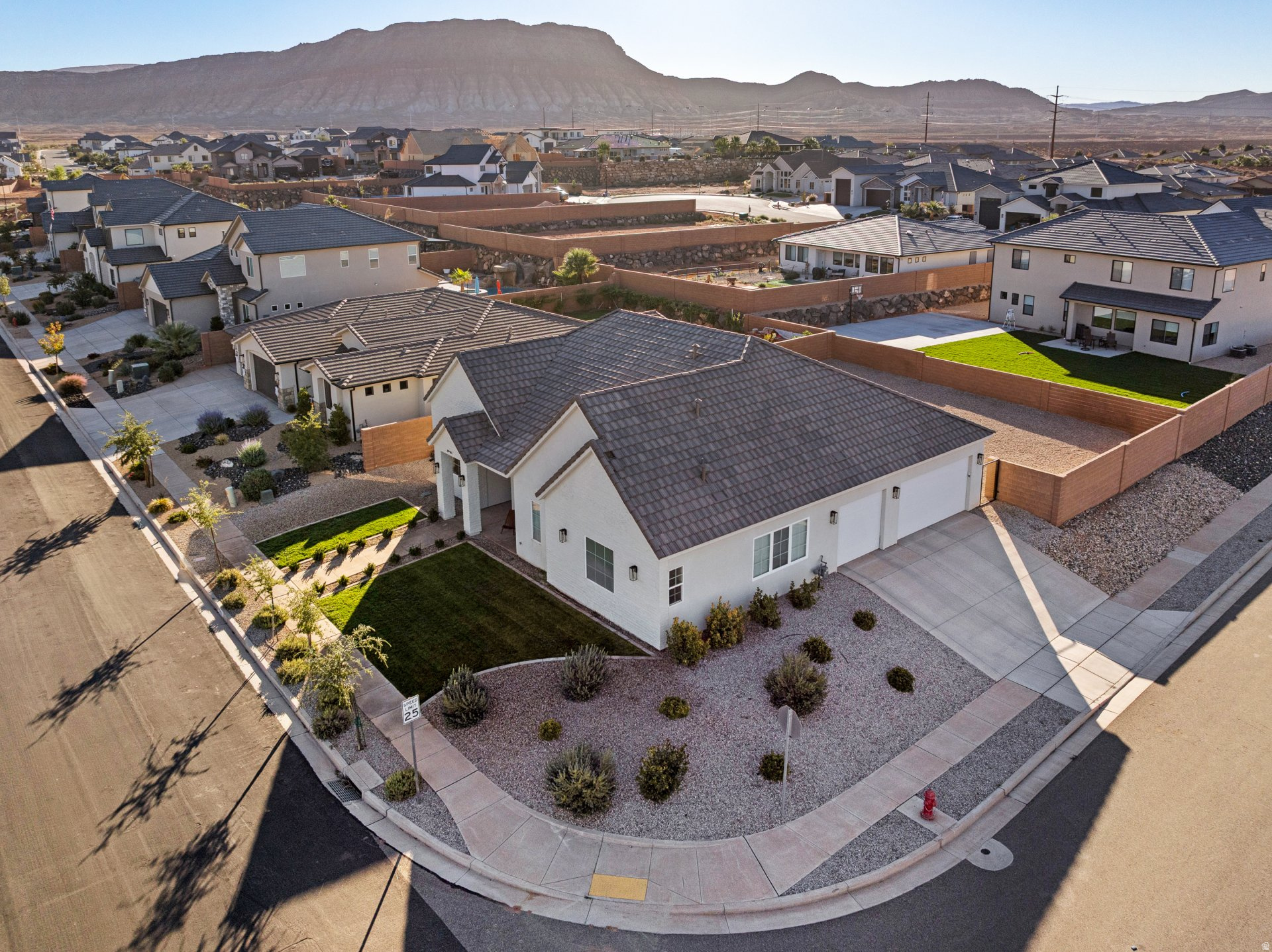 ROADRUNNER RIDGE 5 - Residential