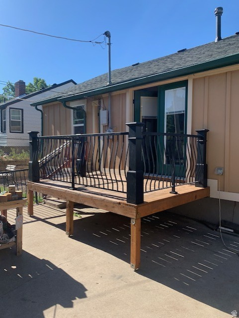 COUNTRY CLUB HEIGHTS - Residential