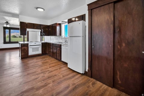 Tiny photo for 392 W VENICE CENTER ST, Venice, UT 84701 (MLS # 2168890)