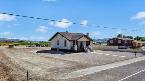 Tiny photo for 392 W VENICE CENTER ST, Venice, UT 84701 (MLS # 2168890)